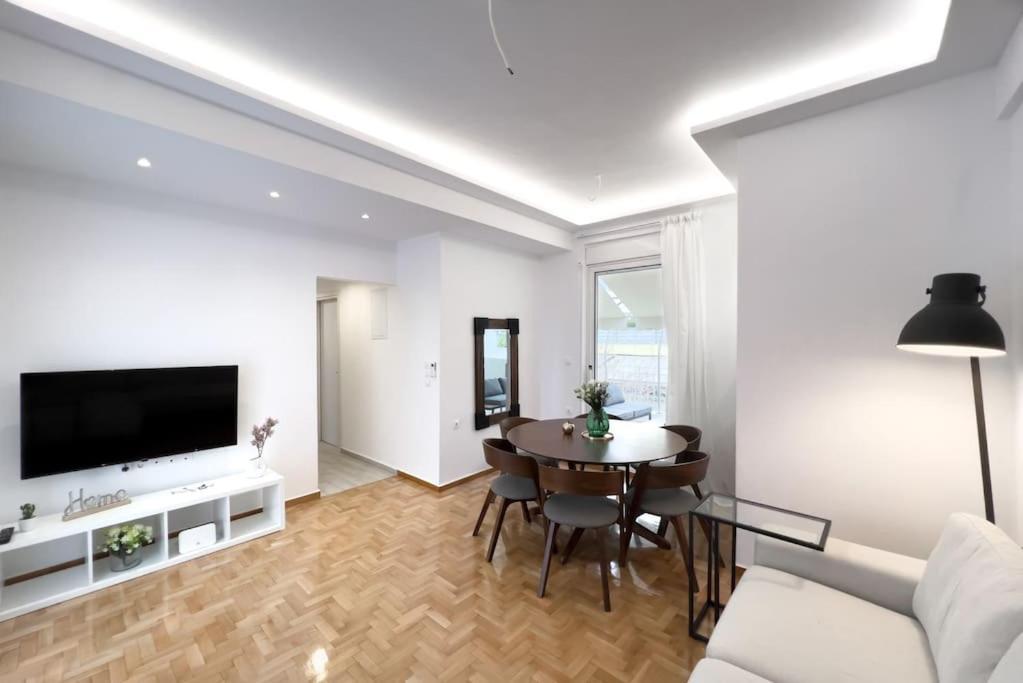 Spacious Penthouse Near Downtown Αθήνα Εξωτερικό φωτογραφία